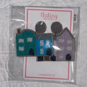 Charleston SC Rainbow Row Pierced Earrings NWT